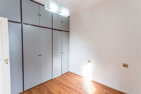 Apartamento à venda com 300m², 3 quartos e 2 vagasQuarto 3 no 2° Andar