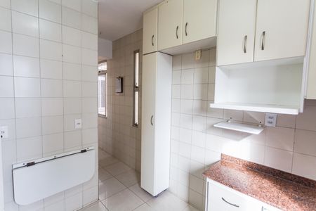 Apartamento à venda com 300m², 3 quartos e 2 vagasCozinha