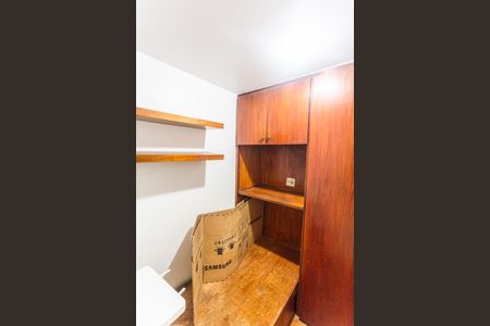 Apartamento à venda com 300m², 3 quartos e 2 vagasQuarto de Serviço