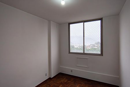 Apartamento à venda com 66m², 2 quartos e 1 vagaQuarto 2