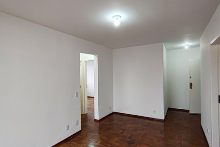 Apartamento à venda com 66m², 2 quartos e 1 vagaSala