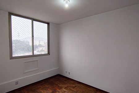 Apartamento à venda com 66m², 2 quartos e 1 vagaQuarto 2