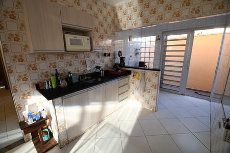 Casa à venda com 207m², 4 quartos e 2 vagasCozinha