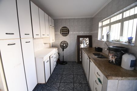 Casa à venda com 207m², 4 quartos e 2 vagasCasa 2 - Cozinha 2