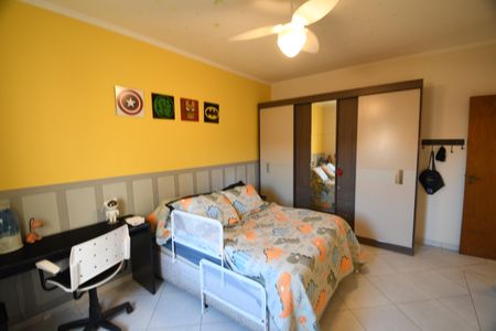 Casa à venda com 207m², 4 quartos e 2 vagasQuarto 2