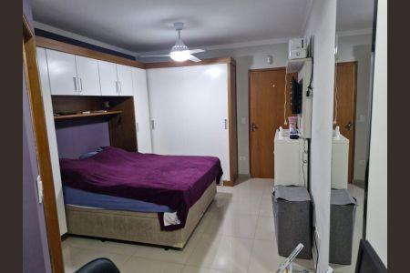 Casa à venda com 90m², 2 quartos e 2 vagas Casa à venda com 90m², 2 quartos e 2 vagasQuarto