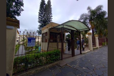 Apartamento à venda com 62m², 2 quartos e 1 vaga Apartamento à venda com 62m², 2 quartos e 1 vagaFachada e Portaria