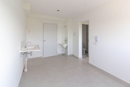 Apartamento à venda com 33m², 2 quartos e sem vaga Apartamento à venda com 33m², 2 quartos e sem vagaSala/Cozinha