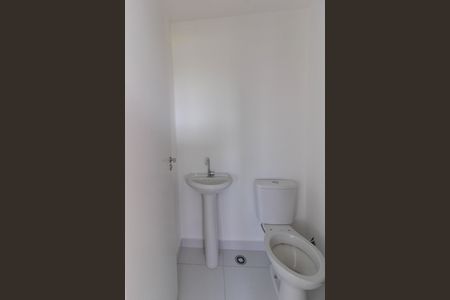 Apartamento à venda com 33m², 2 quartos e sem vaga Apartamento à venda com 33m², 2 quartos e sem vagaBanheiro
