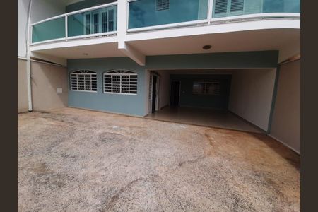 Casa à venda com 240m², 4 quartos e 7 vagas Casa à venda com 240m², 4 quartos e 7 vagasFoto 21