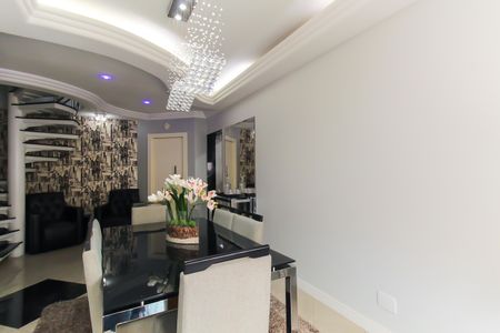 Apartamento à venda com 180m², 3 quartos e 4 vagasSala