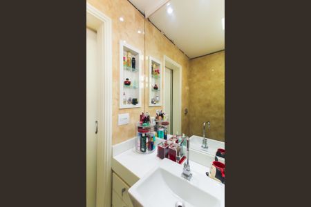 Apartamento à venda com 180m², 3 quartos e 4 vagasBanheiro da Suíte 3