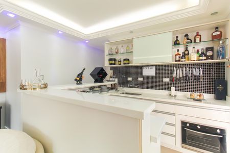 Apartamento à venda com 180m², 3 quartos e 4 vagasÁrea gourmet