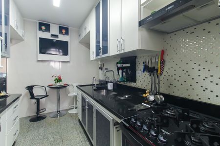Apartamento à venda com 180m², 3 quartos e 4 vagasCozinha