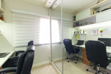 Apartamento à venda com 180m², 3 quartos e 4 vagasQuarto 2