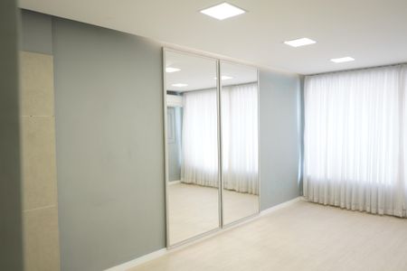 Casa à venda com 252m², 1 quarto e 2 vagasQuarto