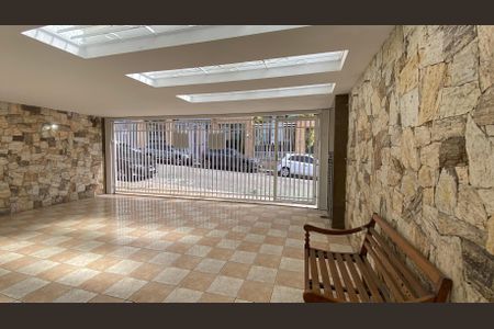 Casa à venda com 252m², 1 quarto e 2 vagas Casa à venda com 252m², 1 quarto e 2 vagasÁrea comum