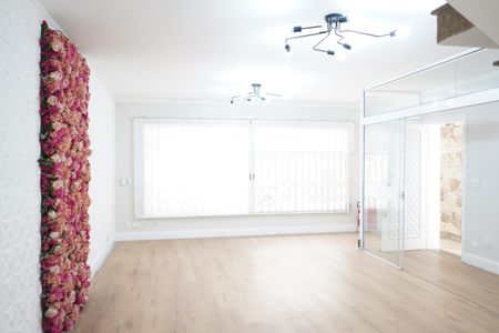 Sala de casa para alugar com 1 quarto, 252m² em Jardim Analia Franco, São Paulo