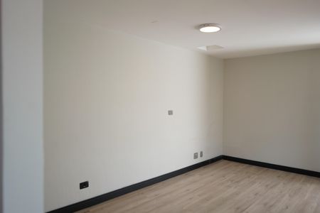 Casa à venda com 252m², 1 quarto e 2 vagasEdícula