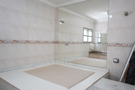 Casa à venda com 252m², 1 quarto e 2 vagasBanheiro do Quarto 2