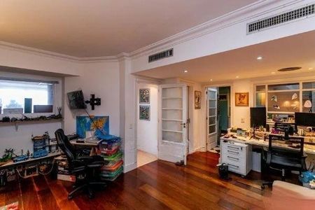 Apartamento à venda com 300m², 4 quartos e 2 vagas