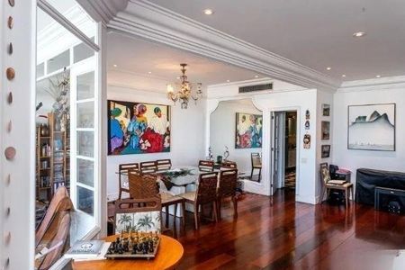 Apartamento à venda com 300m², 4 quartos e 2 vagas