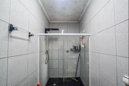 Casa à venda com 284m², 3 quartos e 2 vagasBanheiro