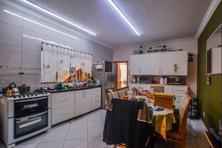 Casa à venda com 284m², 3 quartos e 2 vagasCozinha