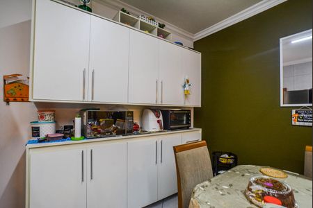 Casa à venda com 284m², 3 quartos e 2 vagasCozinha