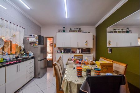 Casa à venda com 284m², 3 quartos e 2 vagasCozinha