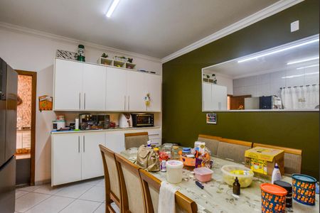 Casa à venda com 284m², 3 quartos e 2 vagasCozinha