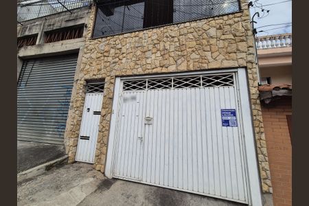 Casa à venda com 284m², 3 quartos e 2 vagasFachada