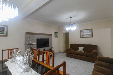 Casa à venda com 239m², 4 quartos e 4 vagasSala casa 2