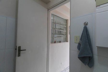 Casa à venda com 239m², 4 quartos e 4 vagasBanheiro de Serviço 1