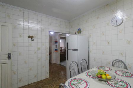 Casa à venda com 239m², 4 quartos e 4 vagasCozinha 2-casa 2