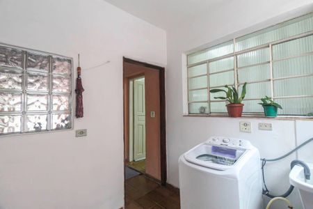 Casa à venda com 239m², 4 quartos e 4 vagasÁrea de Serviço 2-casa 2