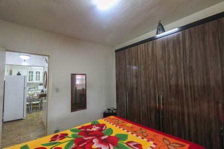 Casa à venda com 239m², 4 quartos e 4 vagasQuarto 2-casa 2