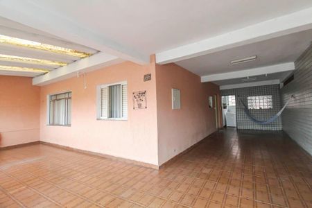 Casa à venda com 239m², 4 quartos e 4 vagasGaragem