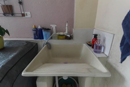 Casa à venda com 239m², 4 quartos e 4 vagasÁrea de Serviço 1