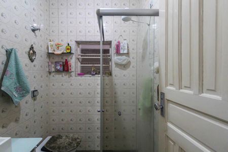 Casa à venda com 239m², 4 quartos e 4 vagasBanheiro 2-casa 2