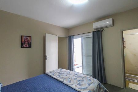 Casa à venda com 239m², 4 quartos e 4 vagasSuite 1