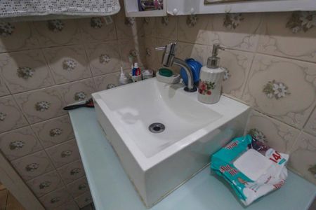 Casa à venda com 239m², 4 quartos e 4 vagasBanheiro 2-casa 2