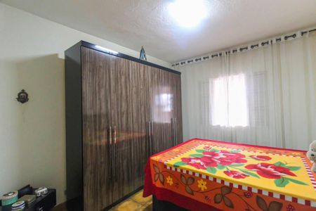 Casa à venda com 239m², 4 quartos e 4 vagasQuarto 2-casa 2