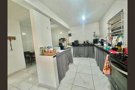Casa à venda com 3 quartos, 157m² em Piratininga, Niterói