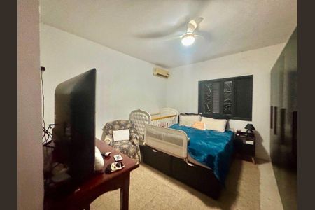 Casa à venda com 3 quartos, 157m² em Piratininga, Niterói