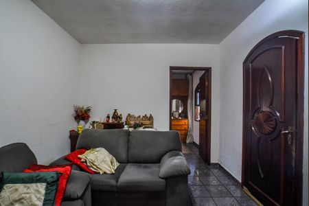 Casa à venda com 95m², 2 quartos e 1 vagaSala