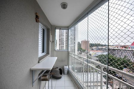 Apartamento à venda com 51m², 2 quartos e sem vaga Apartamento à venda com 51m², 2 quartos e sem vagaVaranda