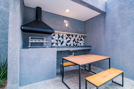 Apartamento à venda com 42m², 2 quartos e sem vagaÁrea comum
