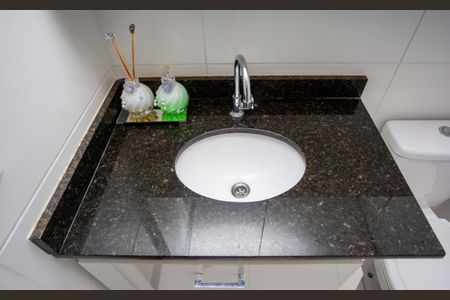 Apartamento à venda com 56m², 2 quartos e 1 vagaBanheiro Social