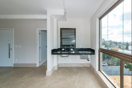 Apartamento à venda com 160m², 4 quartos e 3 vagasVaranda